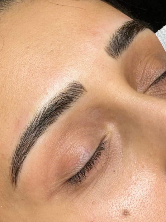 Formation Restructuration sourcils : Browlift / Microblading (3 jours)